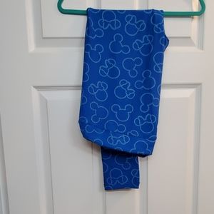 Tc2 lularoe adult leggings